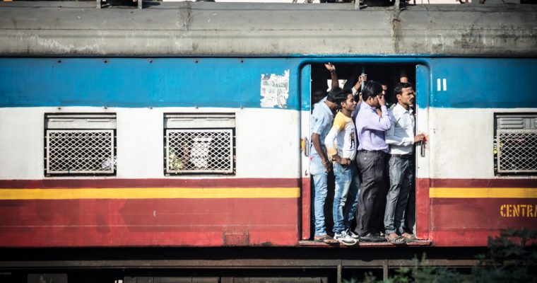 India train Hệ sinh thái Blockchain của Ấn Độ bị thắt chặt do chính sách của chính phủ